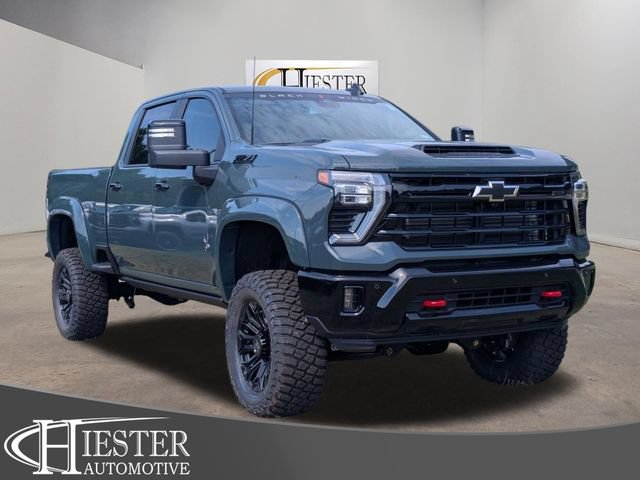New 2026 Chevrolet Silverado 2500 LT w/ Trail Boss Package AWD/4WD image 1