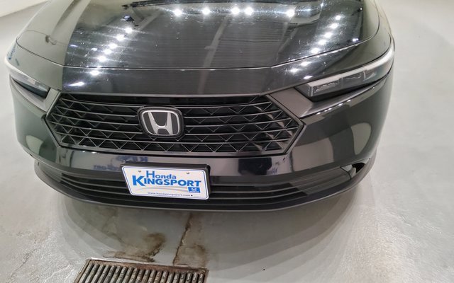 Used 2023 Honda Accord EX image 11