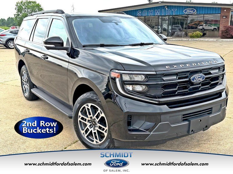 Used 2025 Ford Expedition Active