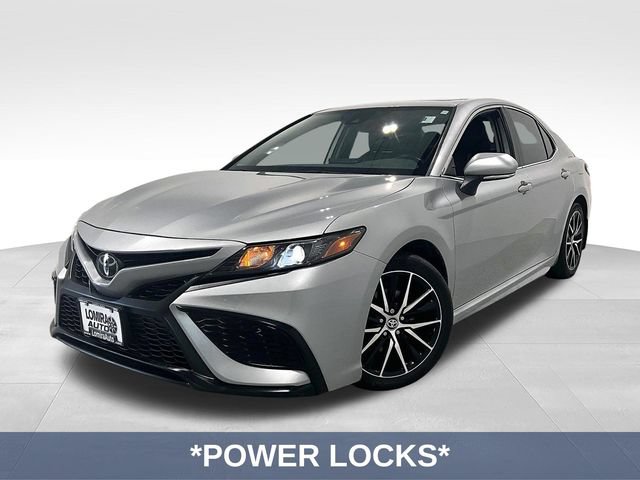 Used 2021 Toyota Camry SE AWD/4WD image 4