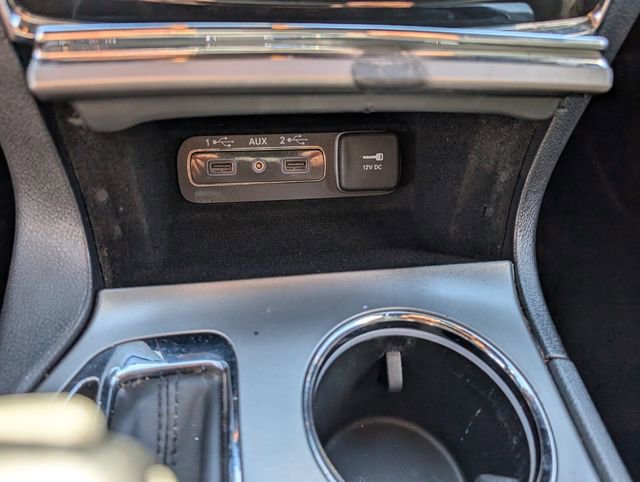 Used 2019 Jeep Grand Cherokee Altitude image 28