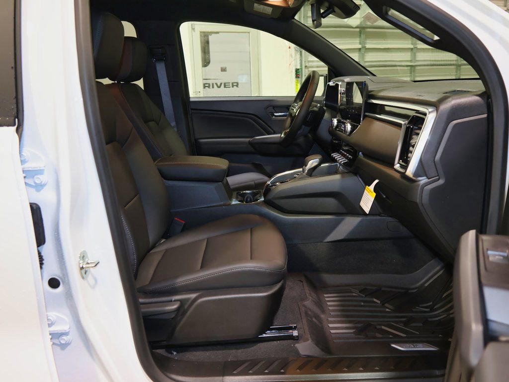 New 2026 GMC Canyon Elevation w/ Convenience Package image 24