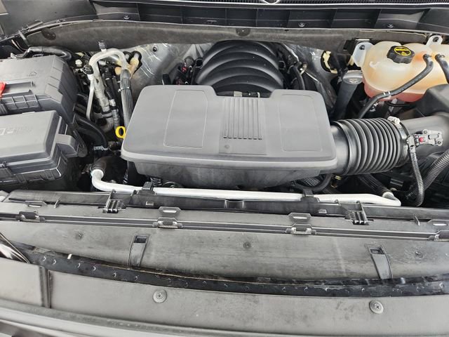 Used 2024 GMC Yukon XL AT4 w/ Technology Package AWD/4WD image 30