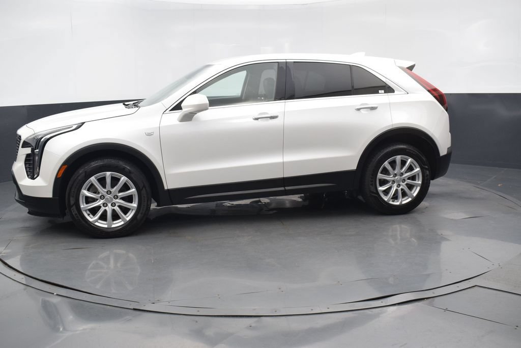 Used 2021 Cadillac XT4 Luxury w/ Driver Awareness Package FWD image 2