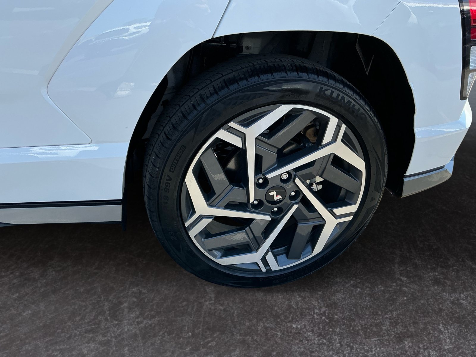 Used 2024 Hyundai Kona N Line FWD image 9