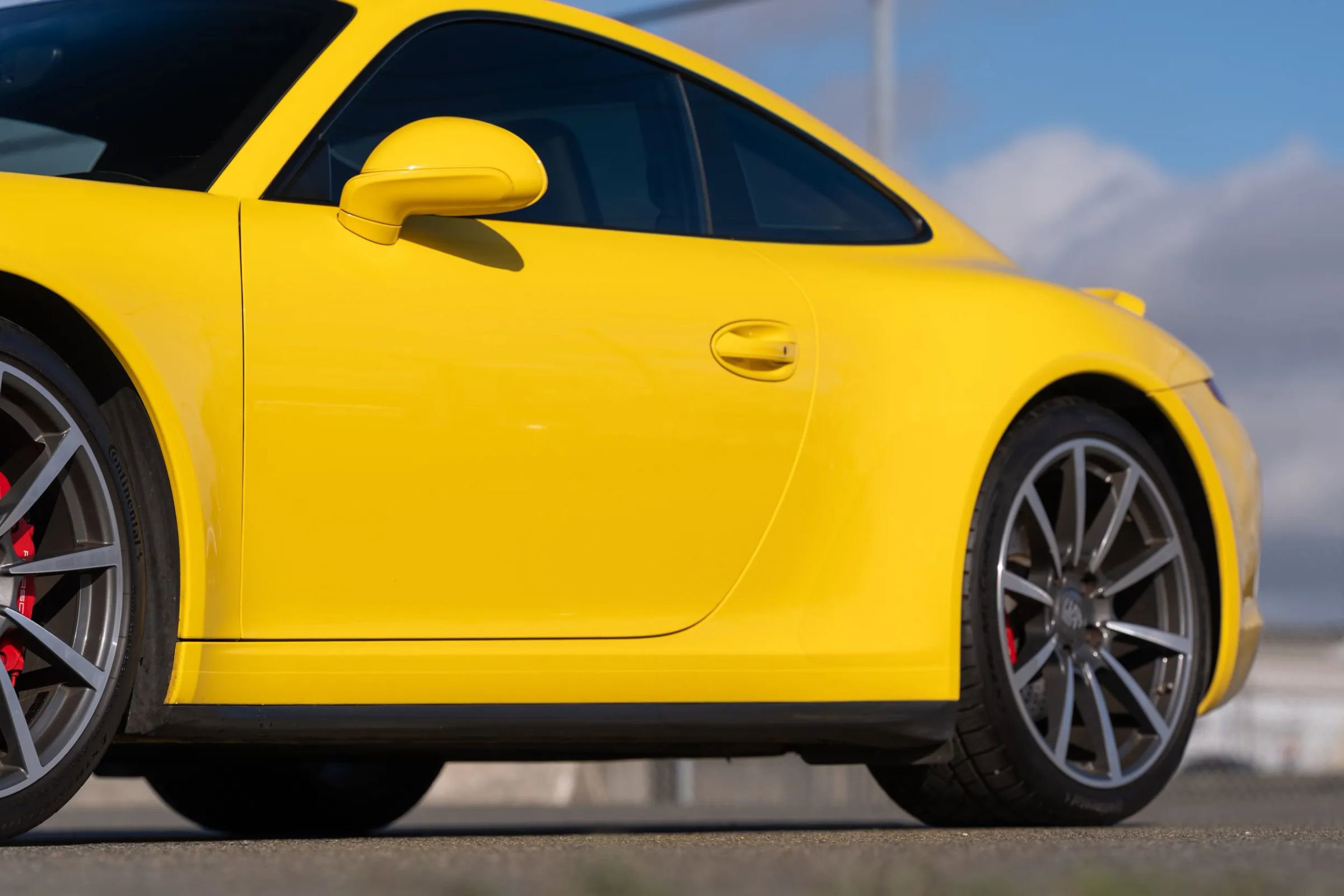 Used 2014 Porsche 911 Carrera 4S image 24