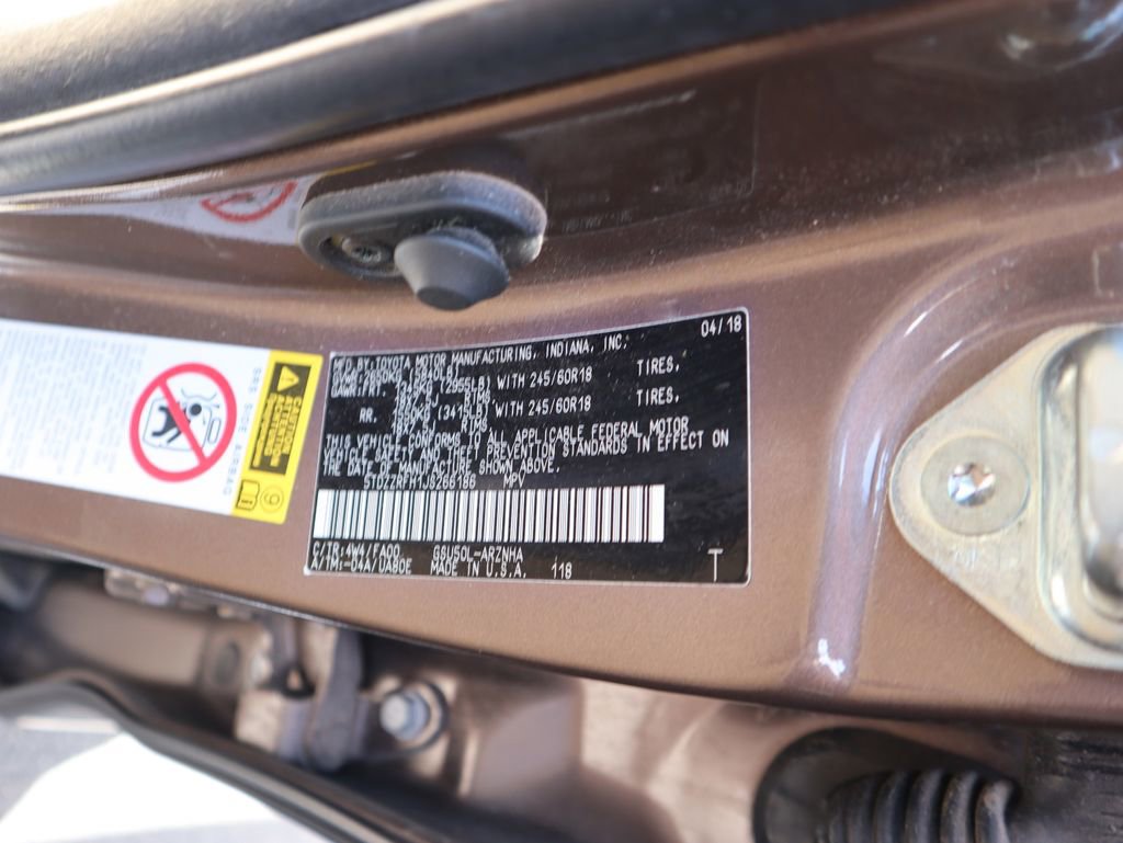 Used 2018 Toyota Highlander Plus FWD image 20