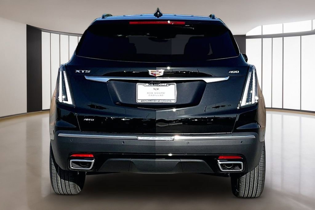 New 2026 Cadillac XT5 Sportv w/ LPO, Floor Liner Package AWD/4WD image 4