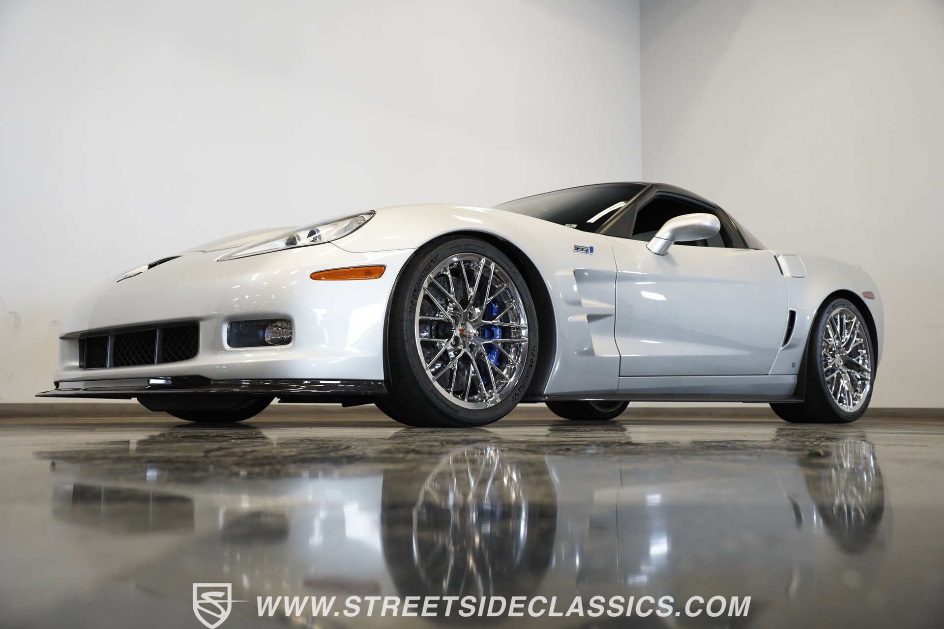 Used 2009 Chevrolet Corvette ZR1 w/ Preferred Equipment Group image 5