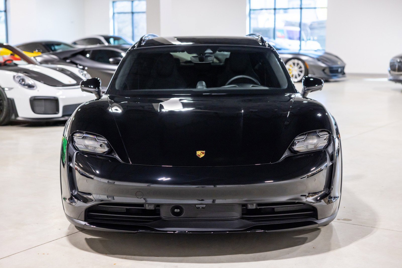 Used 2024 Porsche Taycan 4S image 11