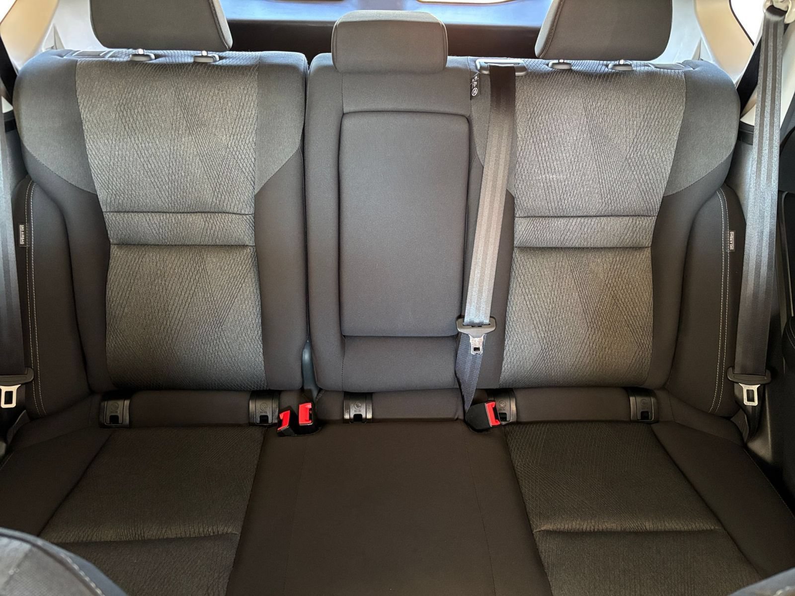 Used 2025 Nissan Rogue SV AWD/4WD image 39
