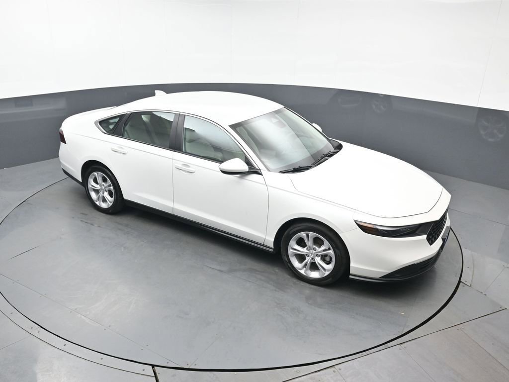 Used 2024 Honda Accord LX image 37