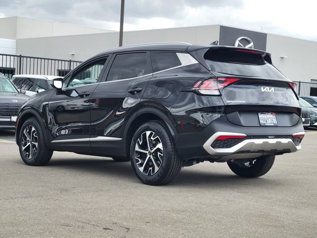 Used 2023 Kia Sportage EX AWD/4WD image 3