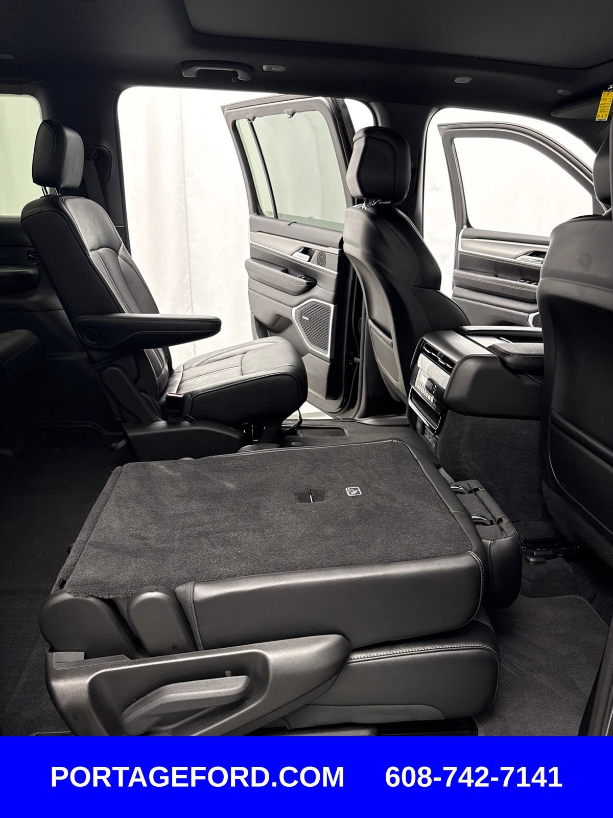 Used 2024 Jeep Wagoneer Series II w/ Convenience Group I AWD/4WD image 49