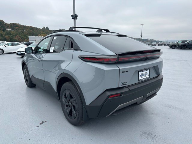New 2027 Toyota C-HR w/ ALL Weather Mat Package (TMS) AWD/4WD image 4