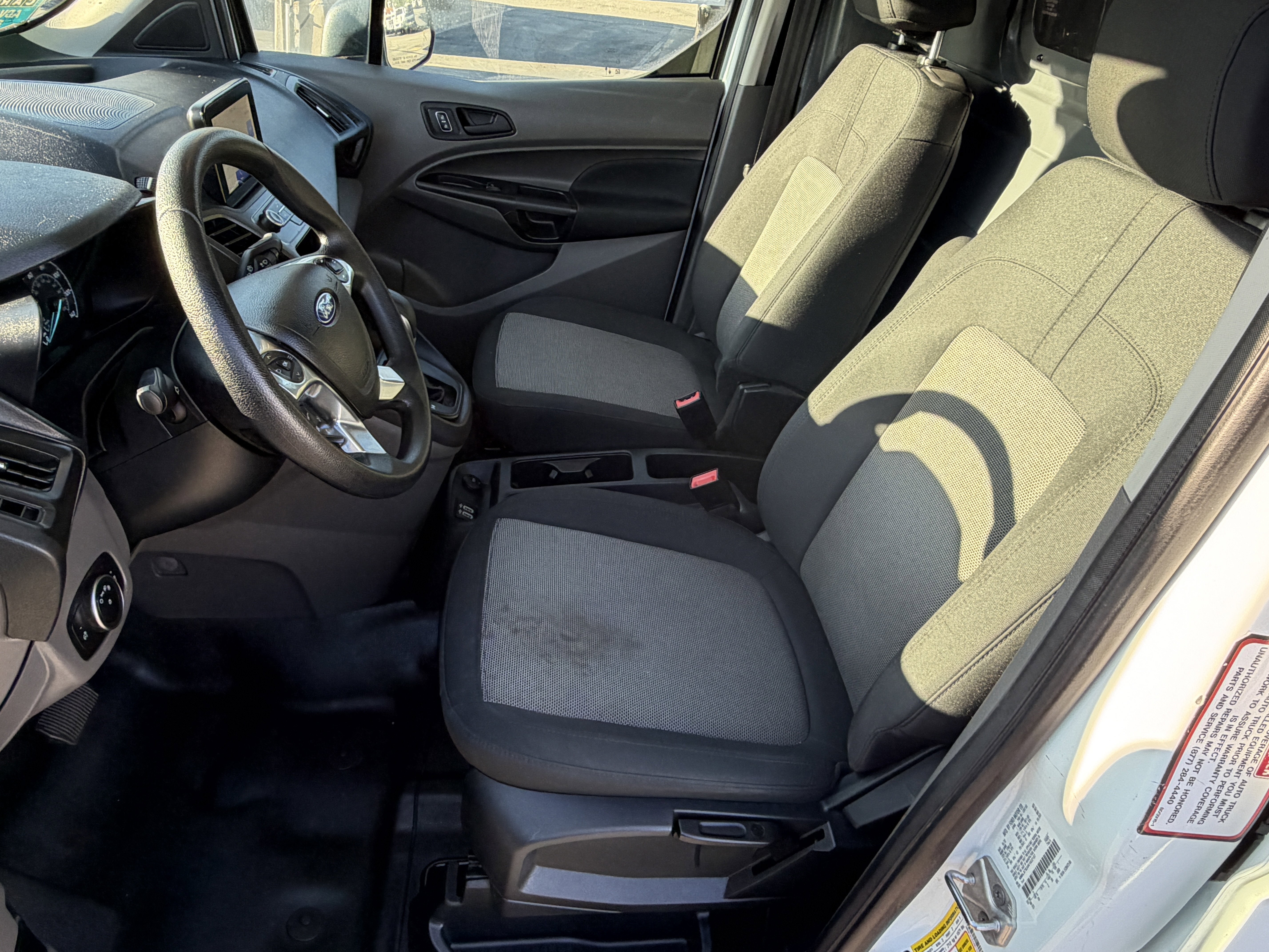 Certified 2022 Ford Transit Connect XL FWD image 14
