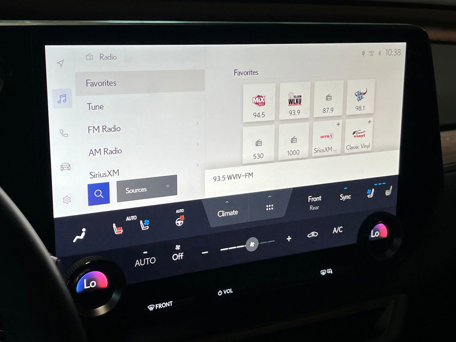 Used 2024 Lexus RX 350 Premium w/ Accessory Package (Z1) FWD image 24