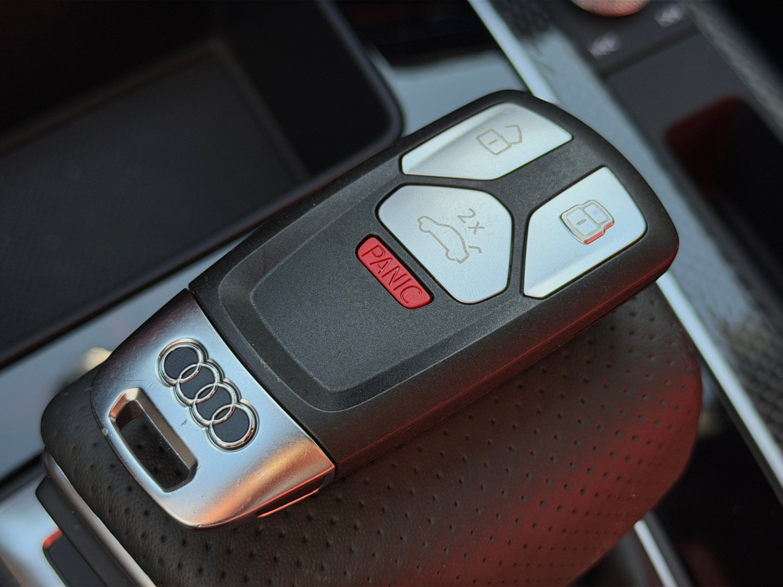 New 2025 Audi SQ5 Premium Plus AWD/4WD image 25