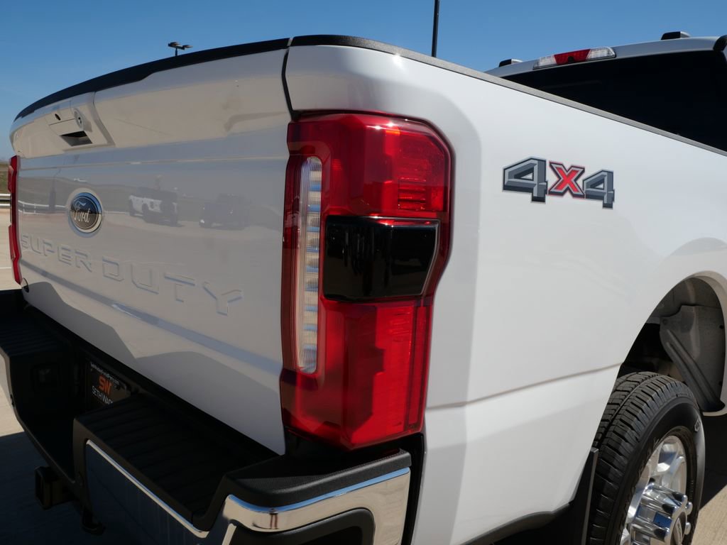 New 2026 Ford F250 XLT w/ XLT Premium Package image 10