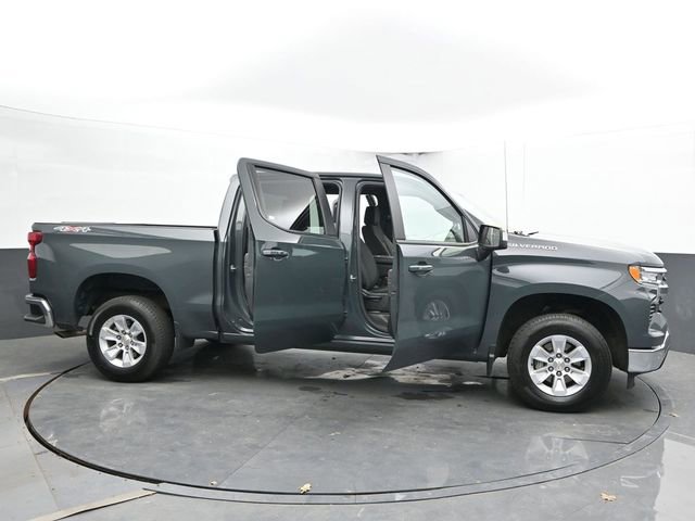 Used 2025 Chevrolet Silverado 1500 LT AWD/4WD image 58