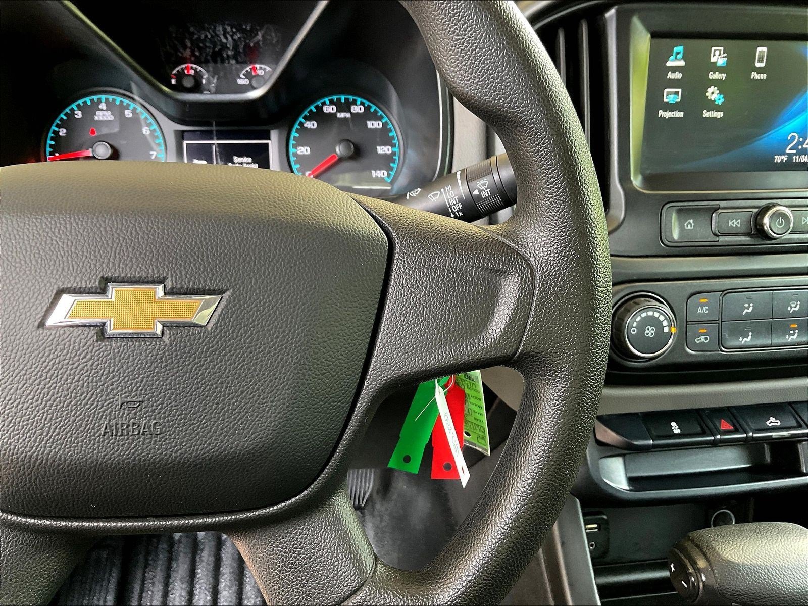 Used 2018 Chevrolet Colorado W/T RWD image 12