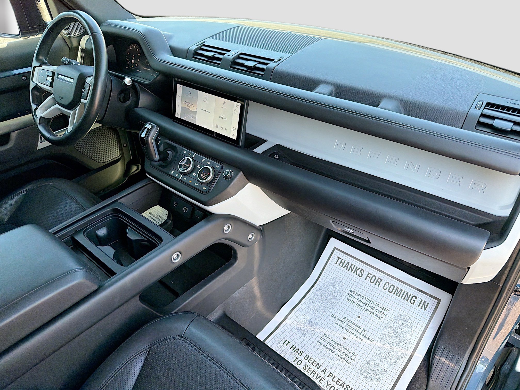 Used 2023 Land Rover Defender 110 S image 12