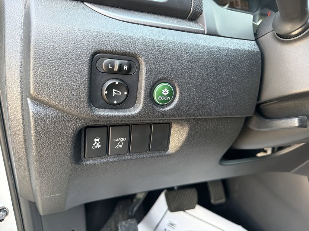 Used 2018 Honda Ridgeline Sport image 17