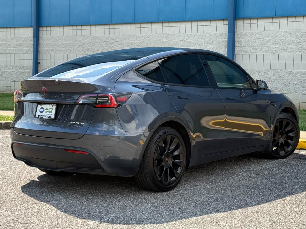 Used 2020 Tesla Model Y Long Range AWD/4WD image 5