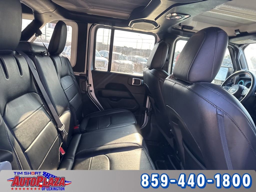 Used 2023 Jeep Wrangler Unlimited Sahara w/ Cold Weather Group image 19