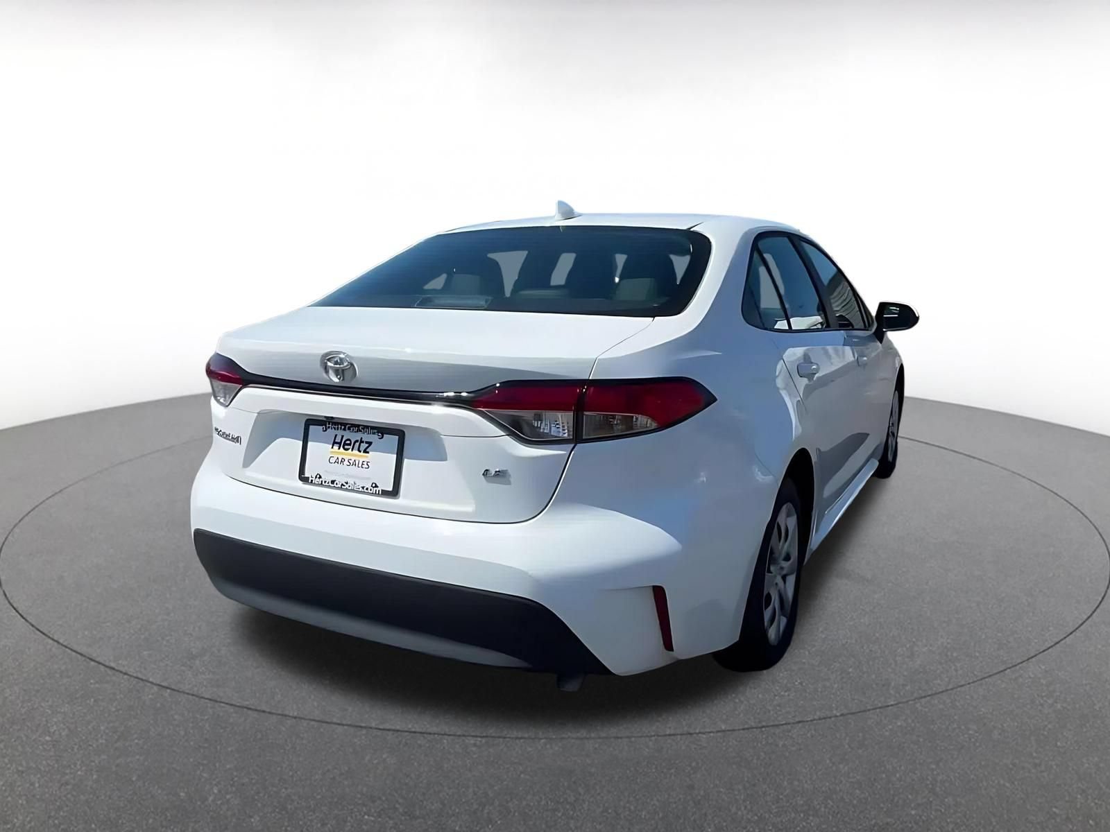Used 2025 Toyota Corolla LE FWD image 14