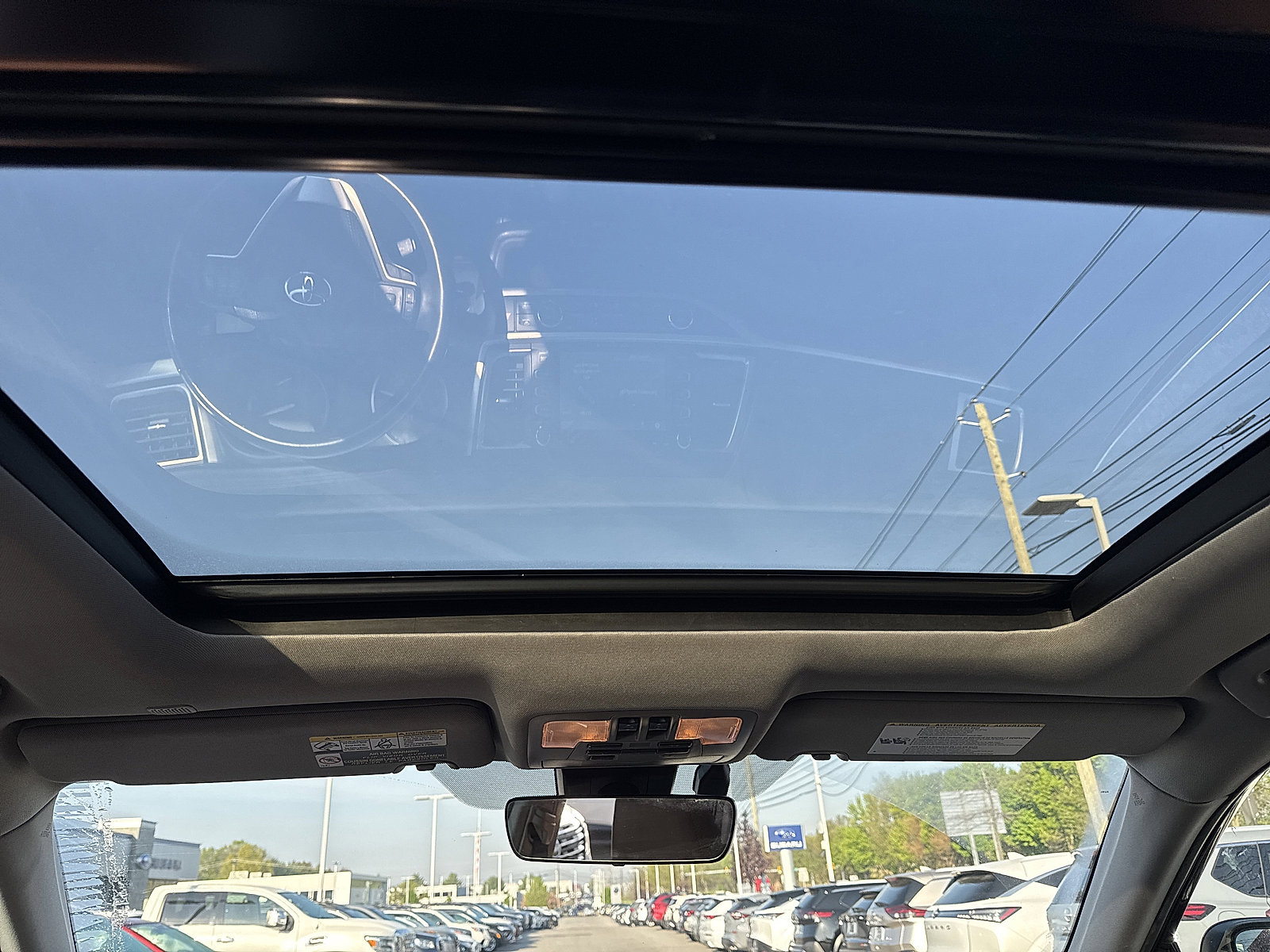 Used 2019 Toyota Highlander Limited Platinum w/ Carpet Mat Package (TMS) AWD/4WD image 10