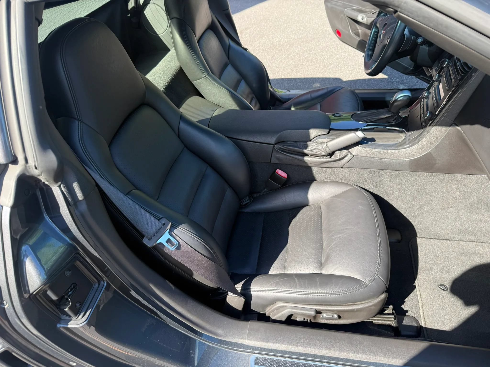 Used 2010 Chevrolet Corvette Grand Sport w/ Preferred Equipment Group RWD image 16