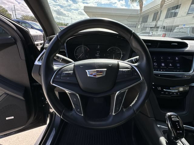 Certified 2023 Cadillac XT5 Luxury w/ LPO, Floor Liner Package FWD image 22