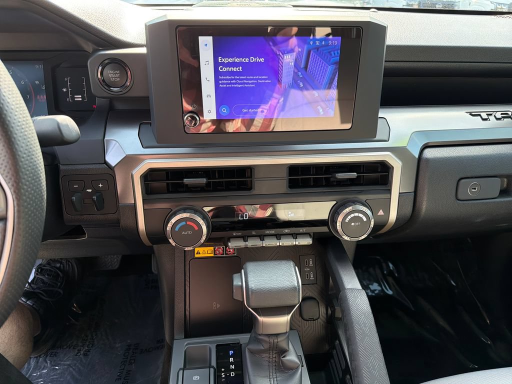 Used 2025 Toyota Tacoma SR5 w/ SR5 Upgrade Package AWD/4WD image 25