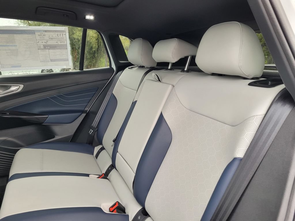New 2026 Volkswagen ID.4 Pro S RWD image 13