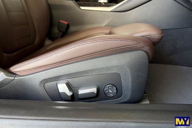 Used 2022 BMW M440i Convertible w/ Premium Package RWD image 22