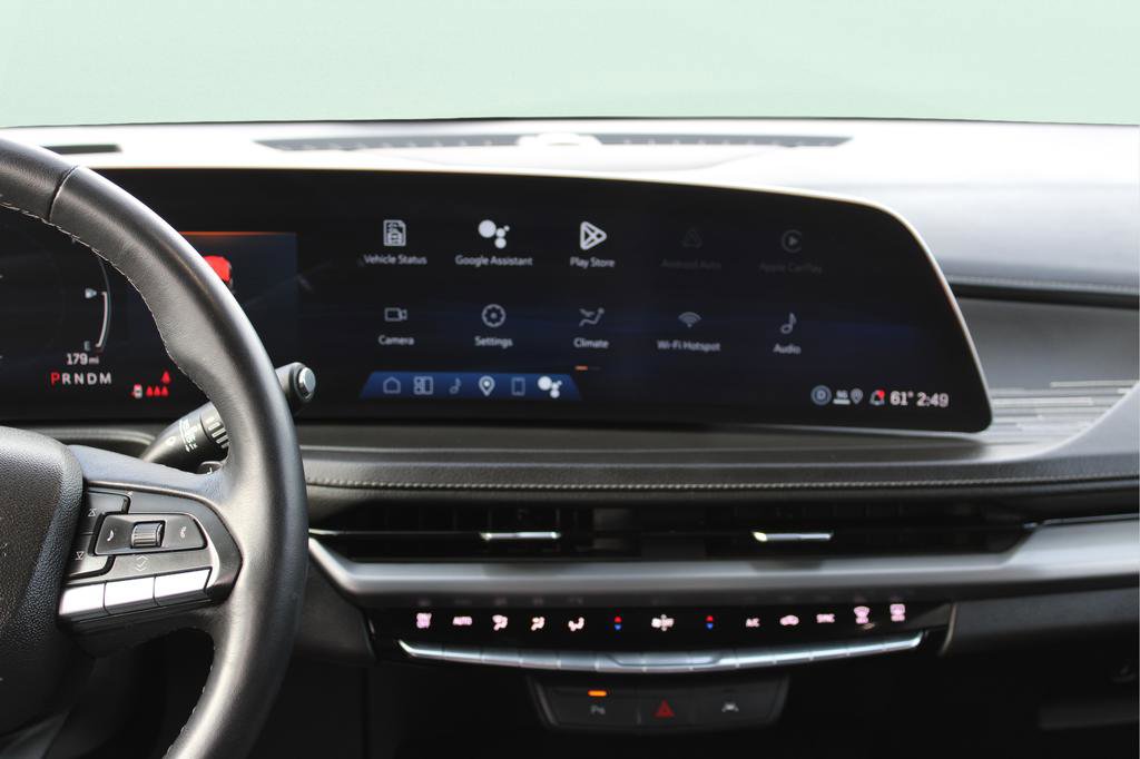 Used 2025 Cadillac XT4 Premium Luxury image 21