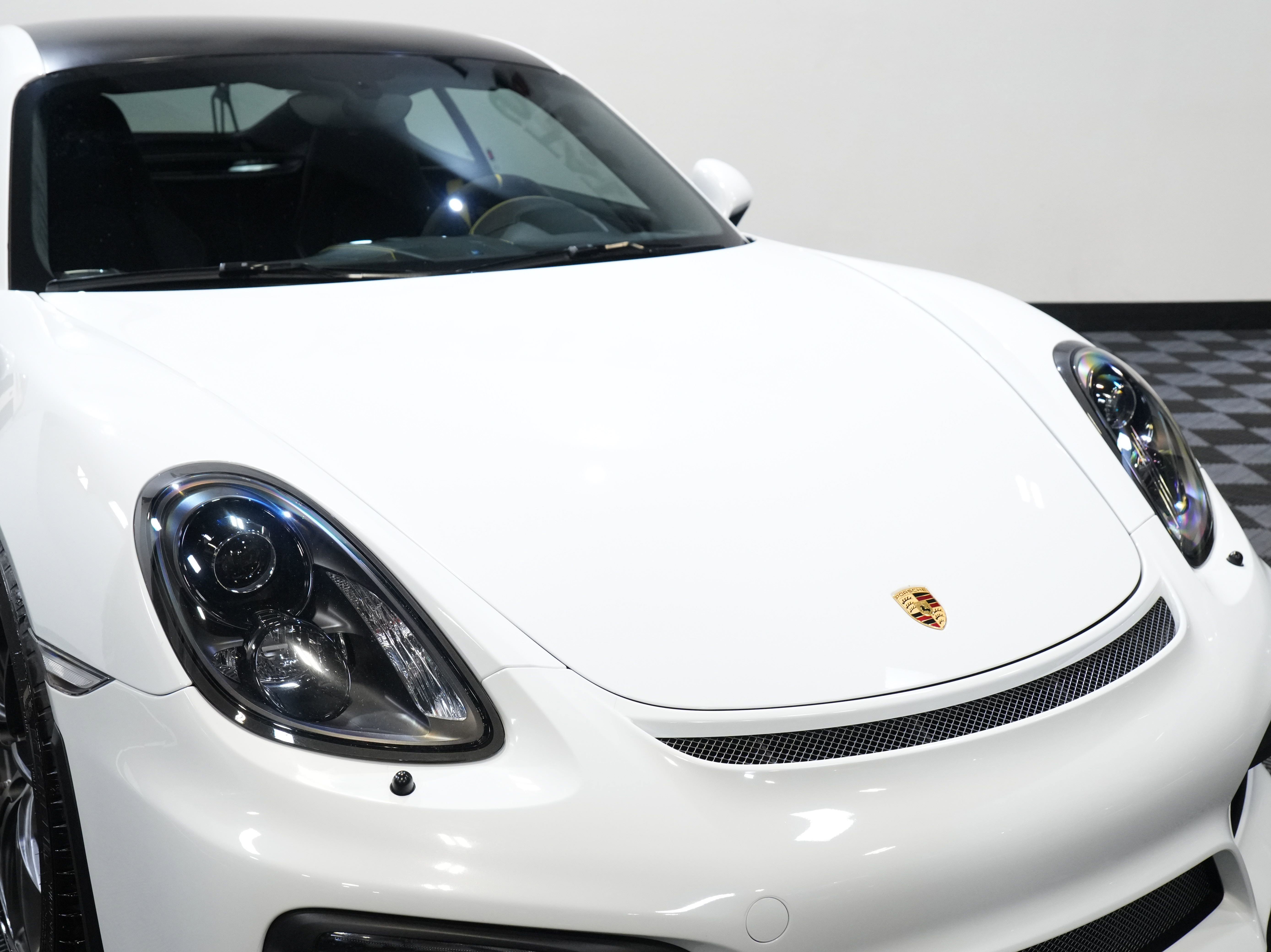 Used 2016 Porsche Cayman GT4 RWD image 12