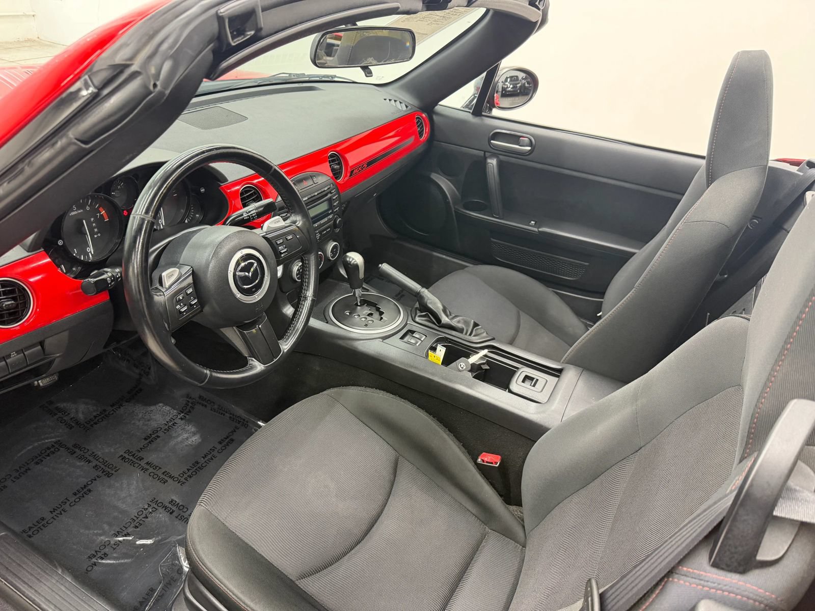 Used 2013 MAZDA MX-5 Miata Club RWD image 14