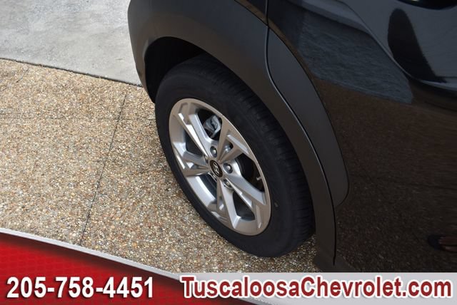Used 2022 Hyundai Kona SEL FWD image 15