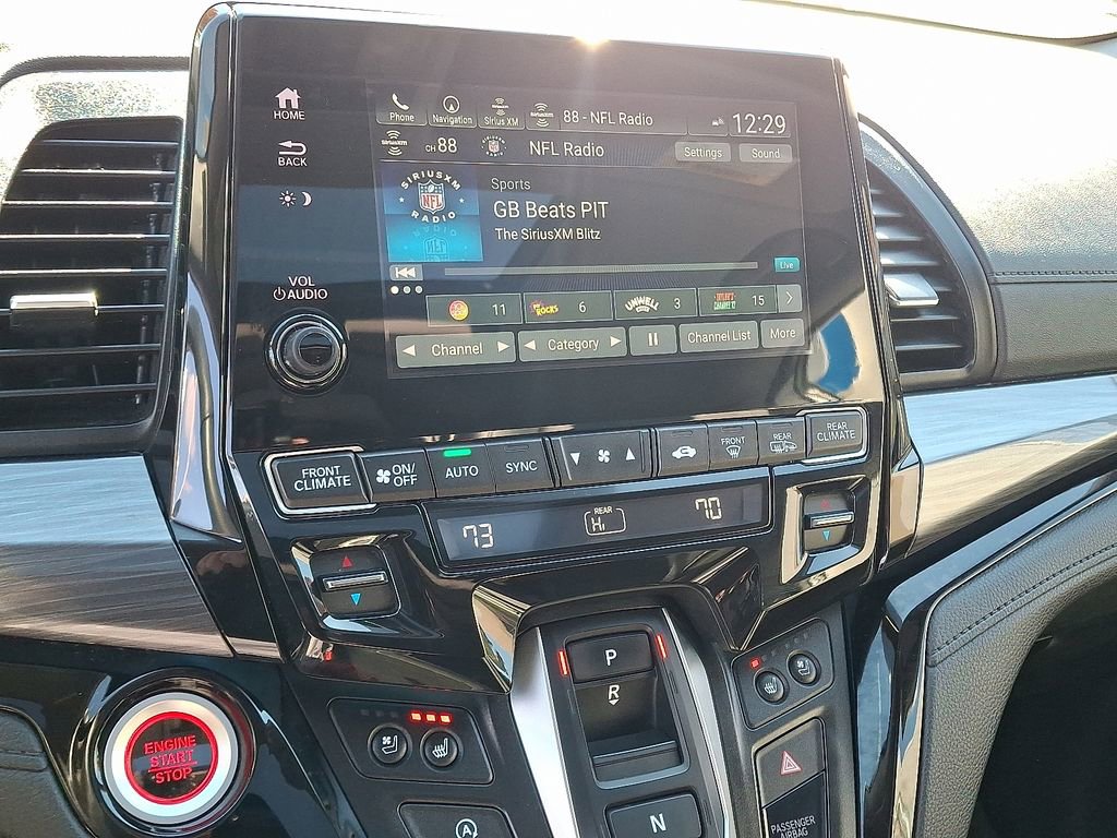 Used 2023 Honda Odyssey Elite image 3