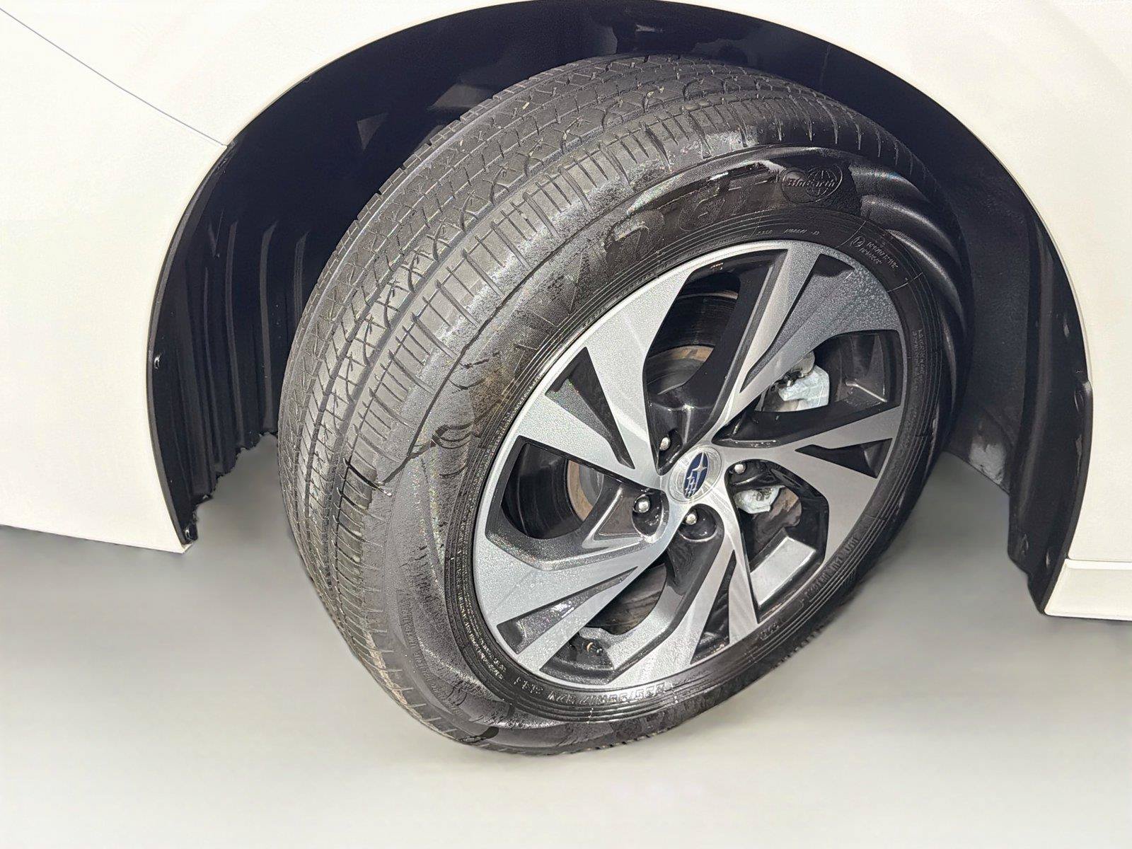 Used 2025 Subaru Legacy Premium AWD/4WD image 37