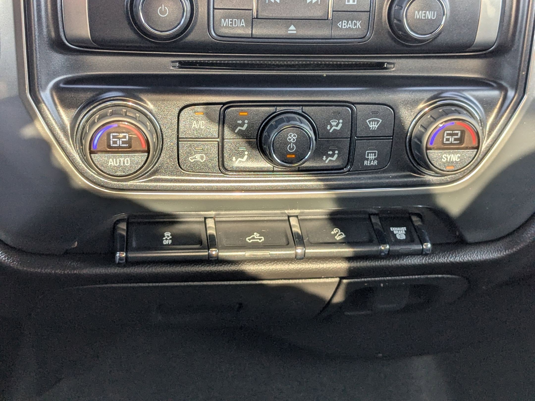 Used 2016 Chevrolet Silverado 2500 LT w/ LT Fleet Convenience Package image 18