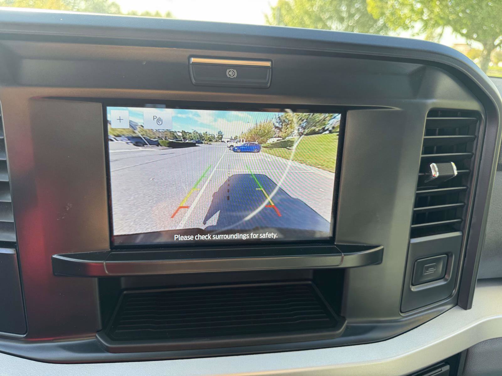 Used 2025 Ford F250 XLT image 24