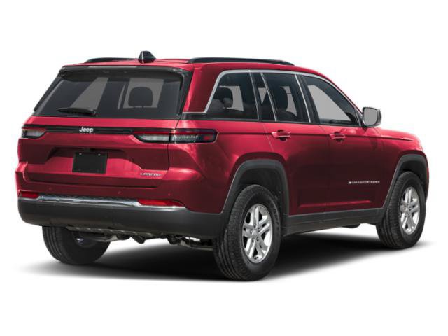 Used 2025 Jeep Grand Cherokee Altitude AWD/4WD image 2