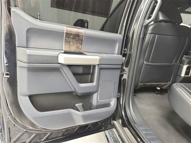 Used 2022 Ford F250 Lariat image 28