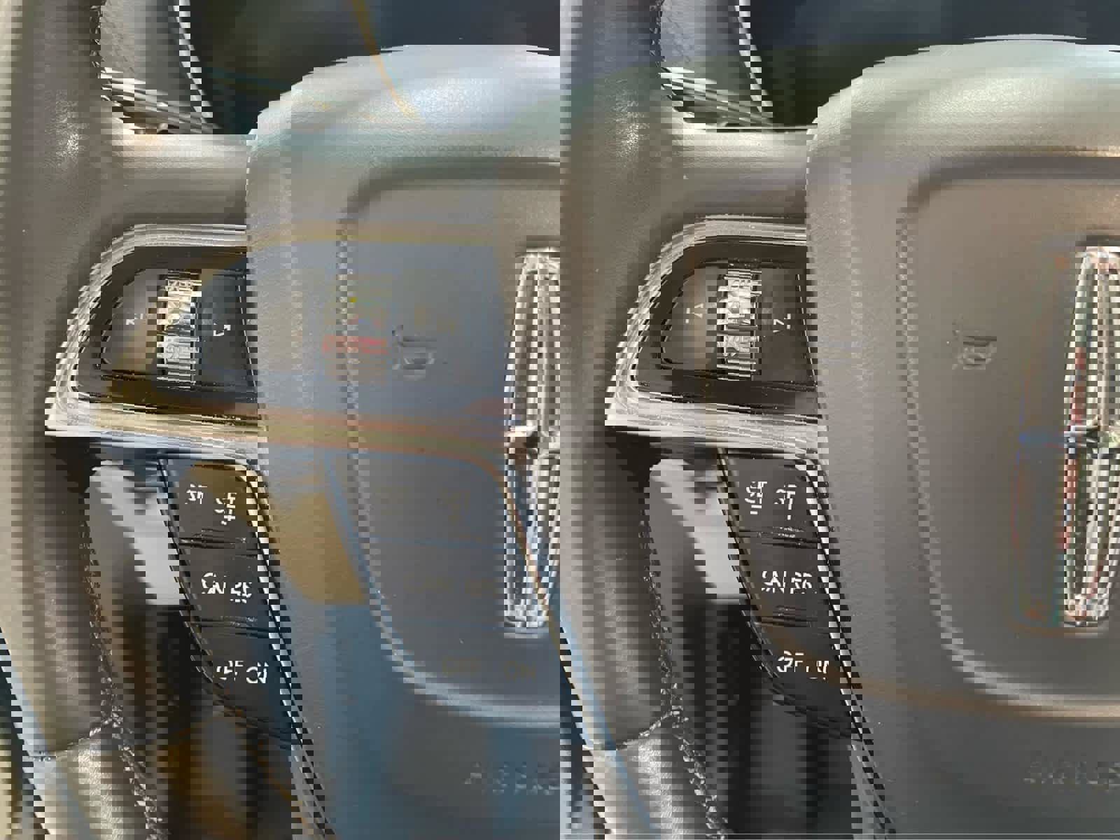 Used 2020 Lincoln Nautilus Reserve w/ Cargo Utility Package AWD/4WD image 29