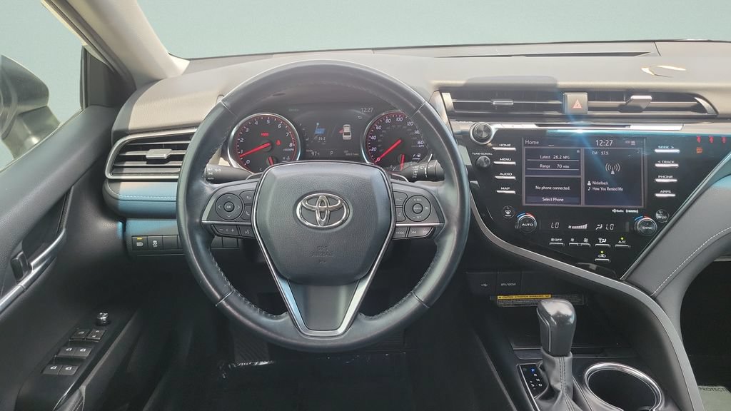 Used 2020 Toyota Camry XSE FWD image 12