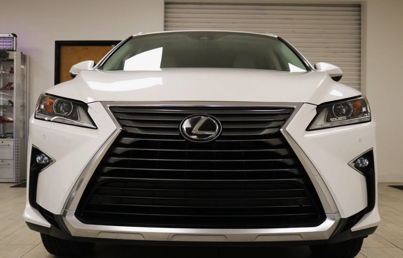 Used 2017 Lexus RX 350 FWD image 3