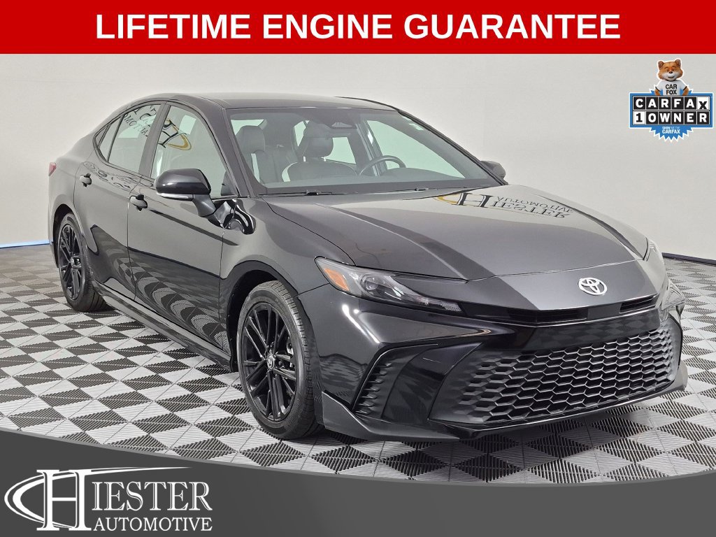Used 2025 Toyota Camry SE